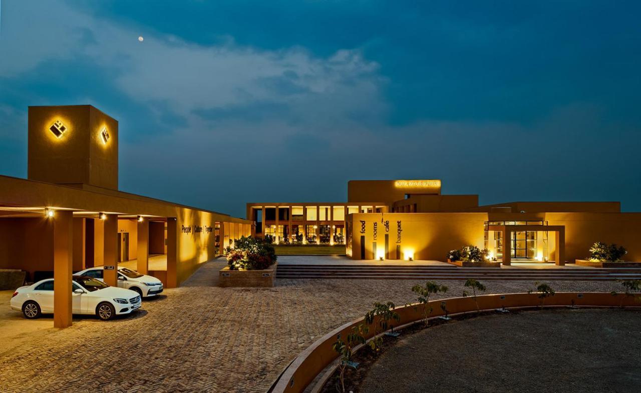 Hotel Mayur Express Sangamner Buitenkant foto